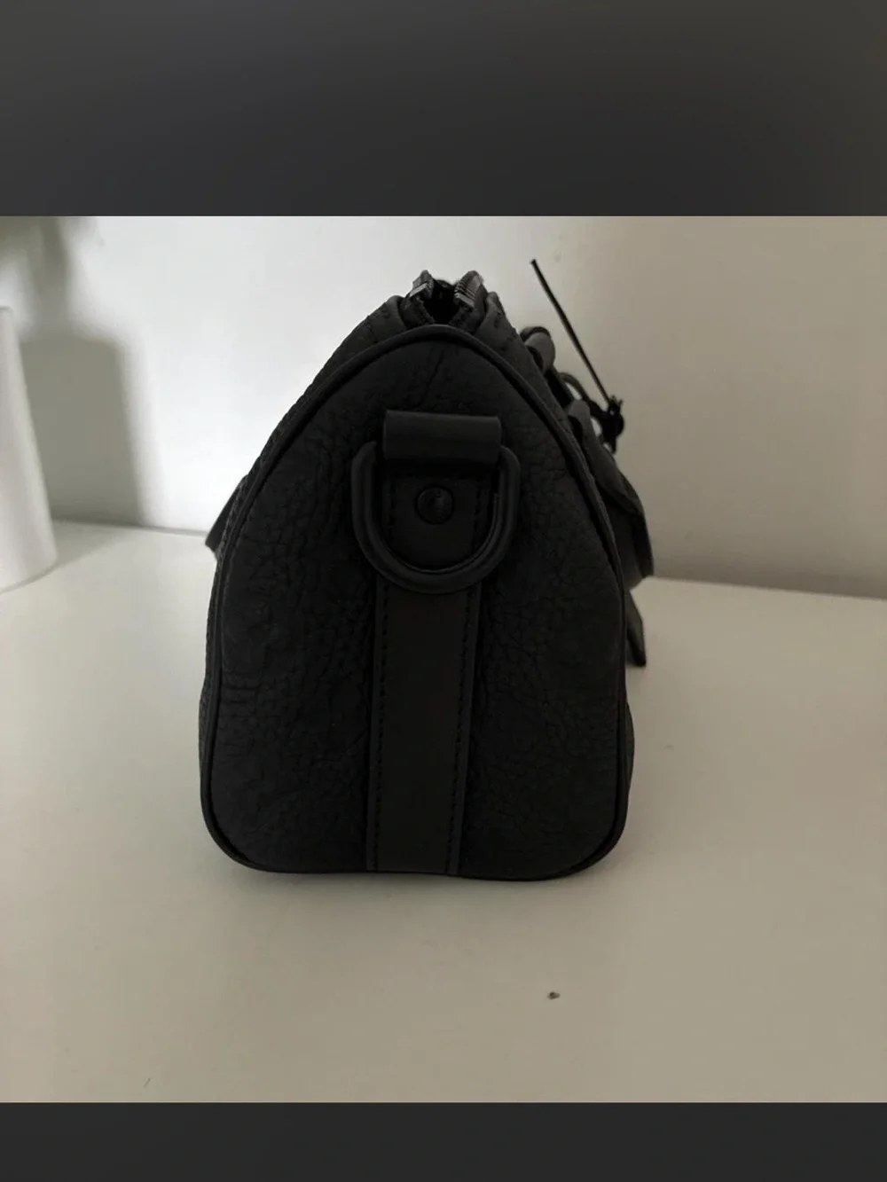 Louis Vuitton compact black